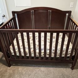 Solid Wood Baby Crib With Mattress