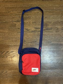 Nike Sportswear Heritage Crossbody Blue and Red bag