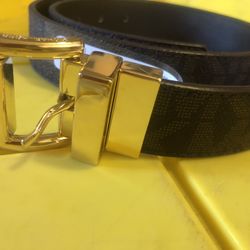 Michael Kors womens belt leather MK logo twist reverseval size medium new tags 