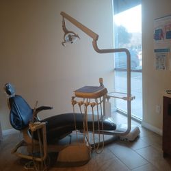 Dental Chair Unit