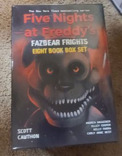 Five Nights at Freddy's Fazbear Frights Eight Book Box Set