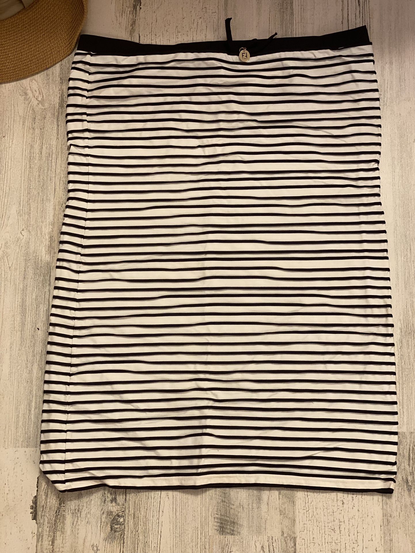 Brand New Stretch Skirt Size L $150