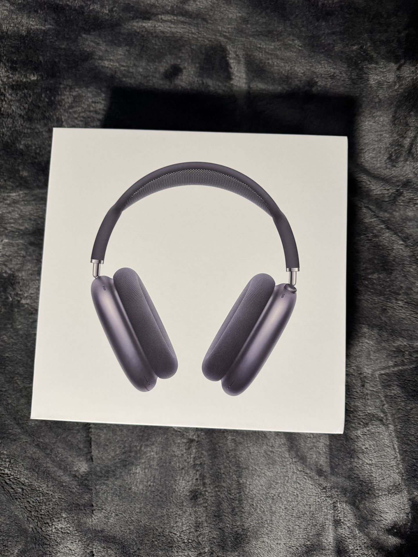 AirPods pro max