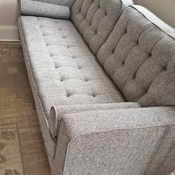 Tufted Sofa ❤️❤️❤️🔥 Same Day Delivery
