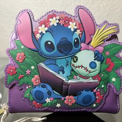 Loungefly Disney Lilo & Stitch Scrump & Stitch Reading Floral Small Zip Wallet