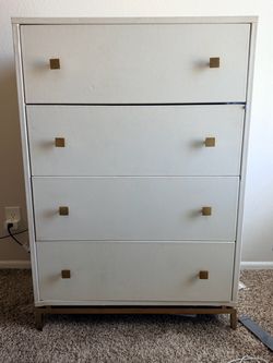 Modern 4-Drawer Dresser – White & Brass