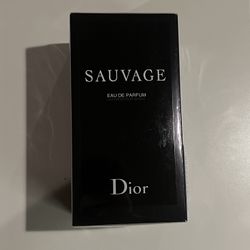 Dior Sauvage Eau De Parfum