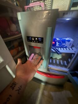 Toy Refrigerator