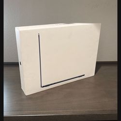 MacBook Air 13in 16GB Memory 256GB  Storage M5 Chip 