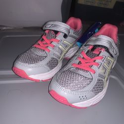 Girl Shoe