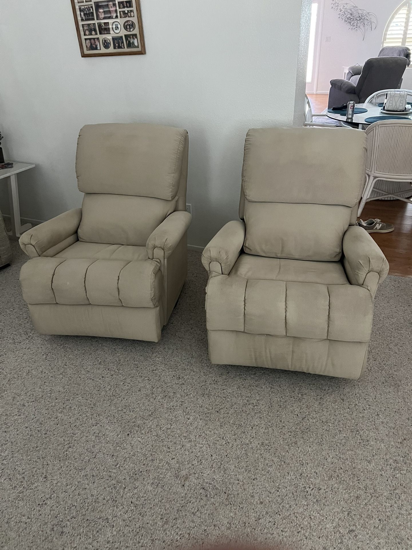 Recline & Swivel Chairs