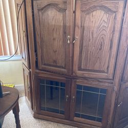 Entertainment center