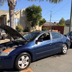 08 Nissan altima
