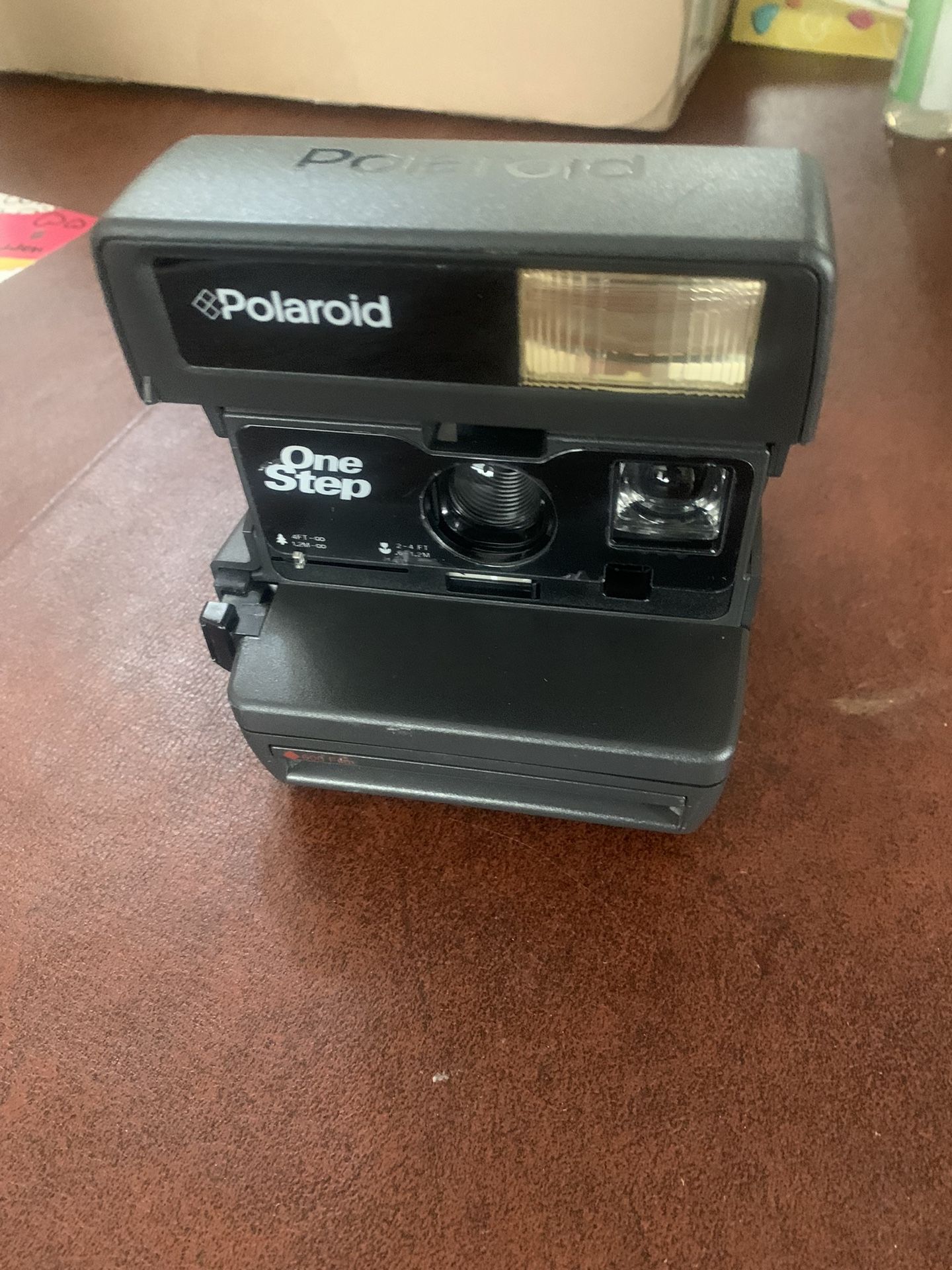 Polaroid 600 Instant Photo Camera