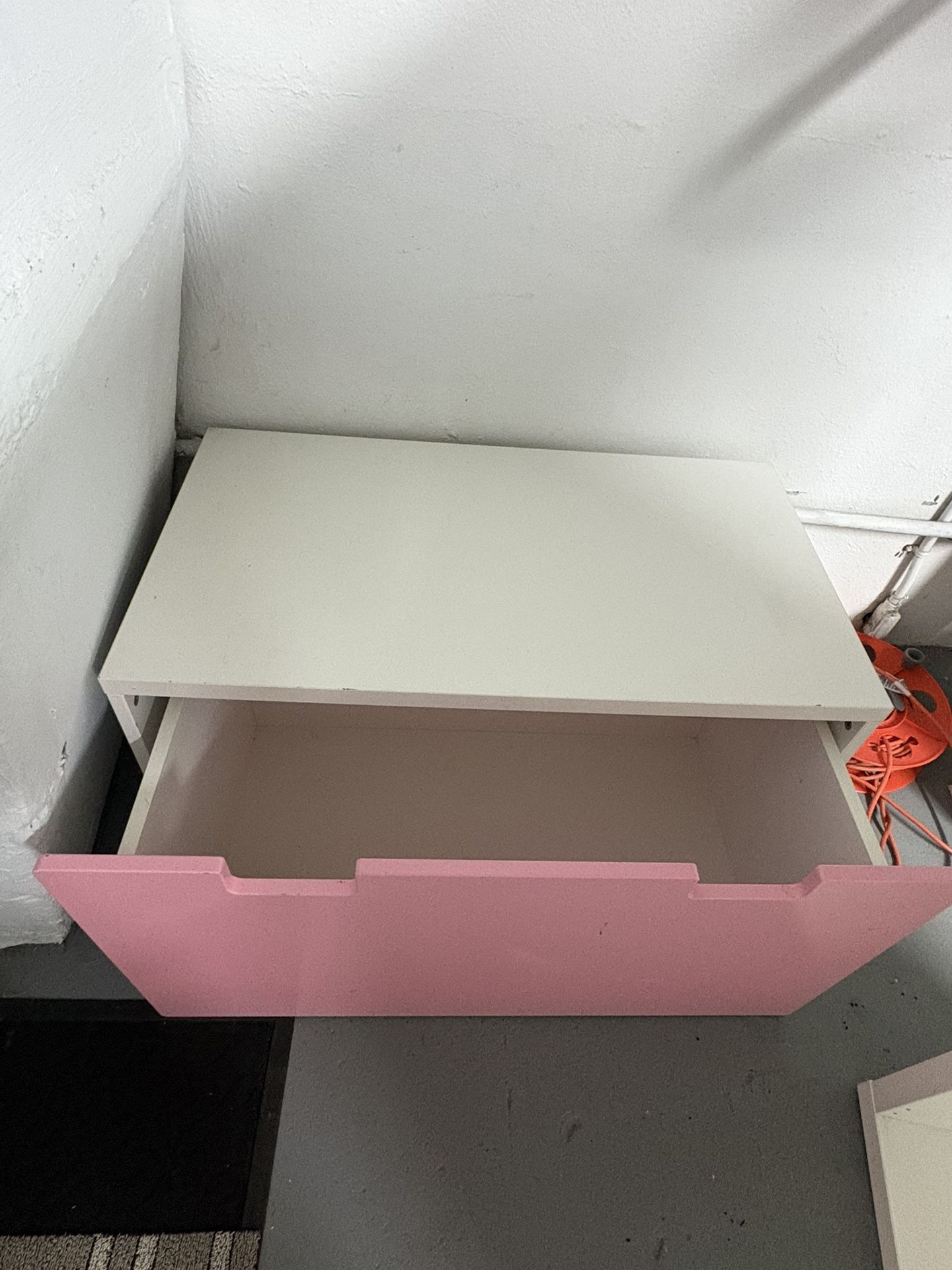 Storage Cabinet With Drawer