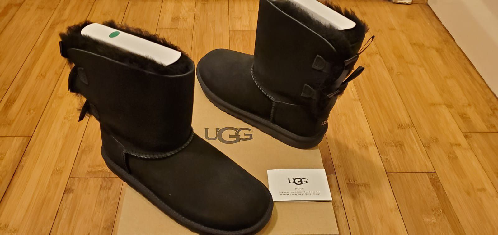 UGG Boots with 2 Bows in the Back size 7 and 8 for Women .
