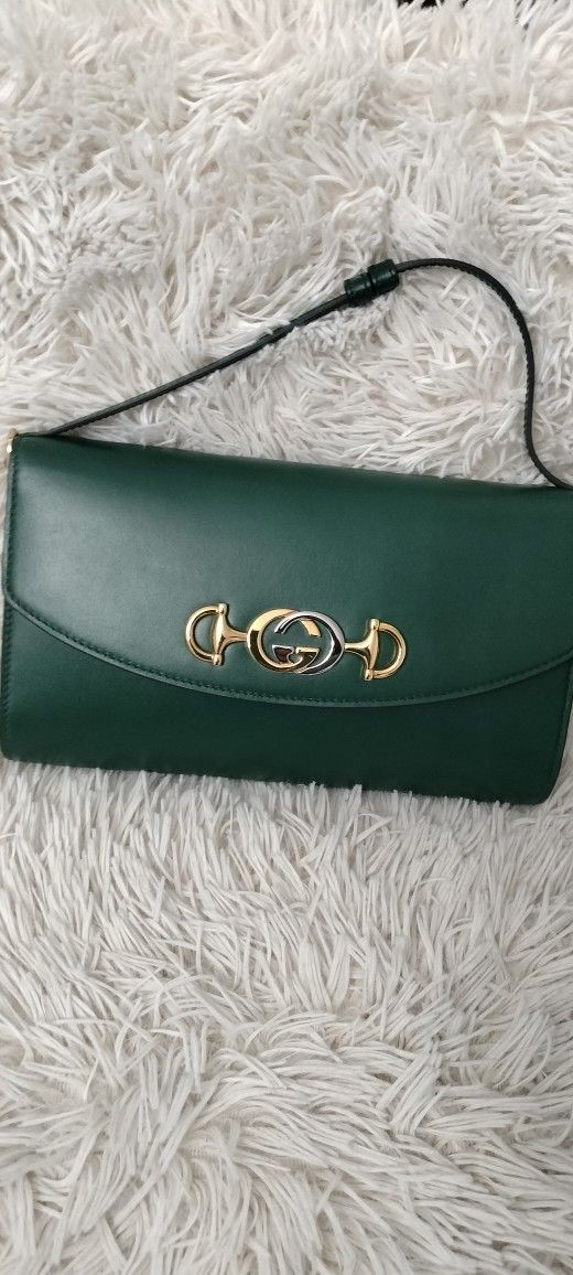 Gucci Zumi Smooth Leather Mini Bag Girls accessories
