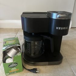 KEURIG coffe Maker