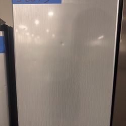 Mini Refrigerator New!