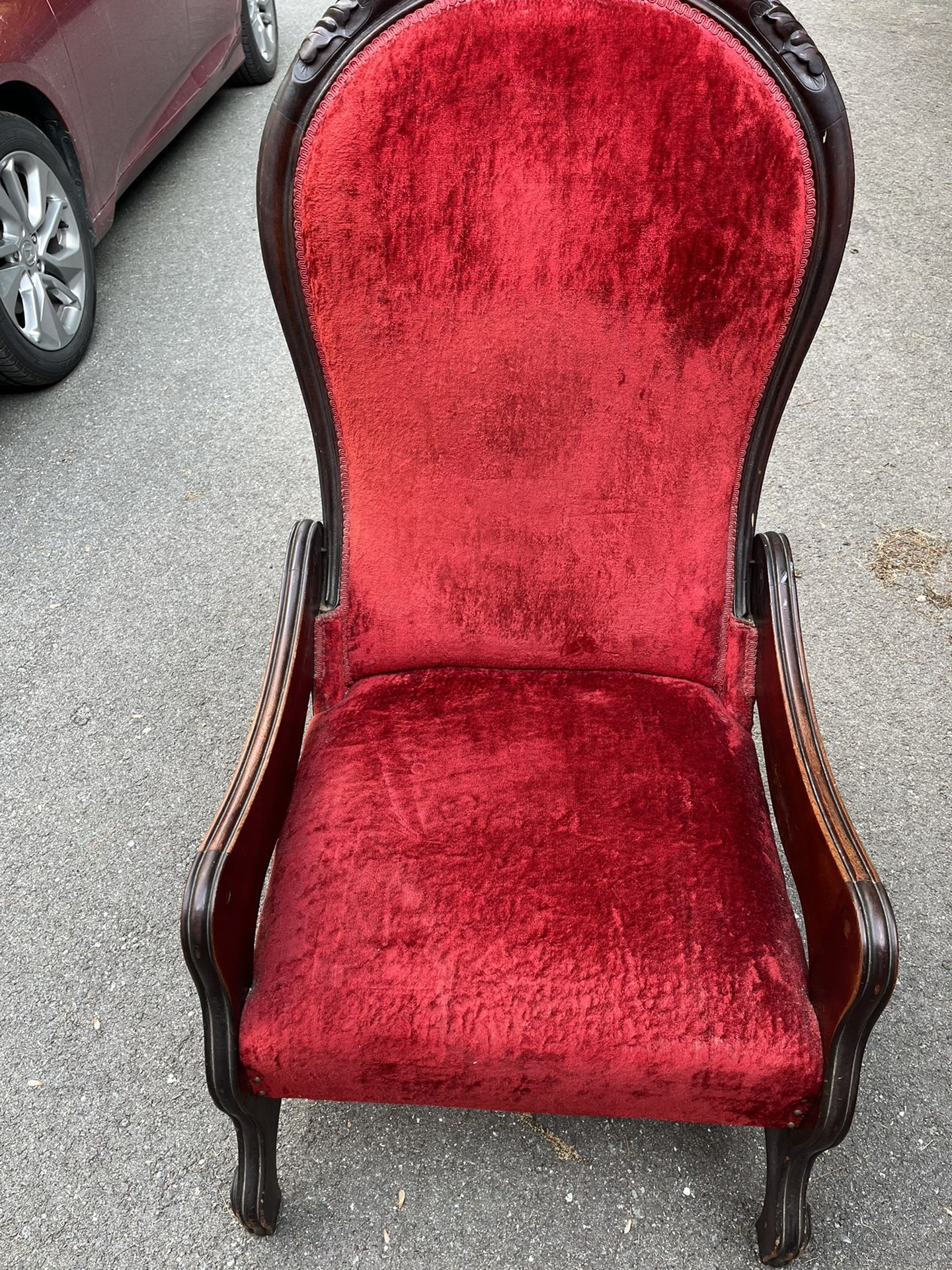 Vintage Gentleman’s Parlor Chair