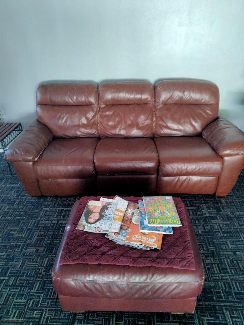 Leather Couch for Sale in Largo, FL OfferUp