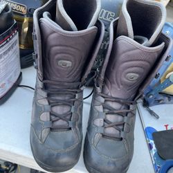 Gnu snowboard boots deals