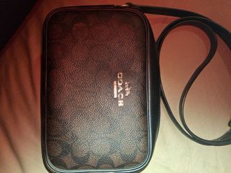 Coach crossover purse