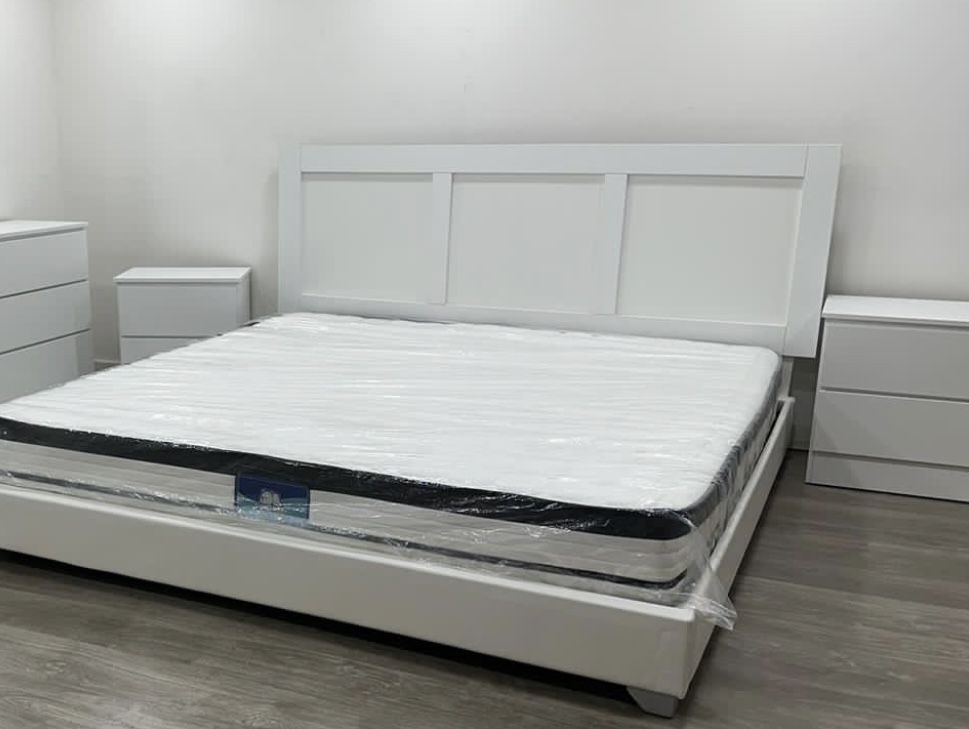 Bedroom Set - Juego De Cuarto