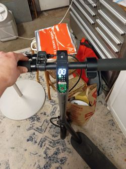 Electric scooter