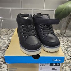 New Toddler Boots Size 6