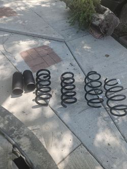 Coil suspension springs for 2018 mustang 5.0
