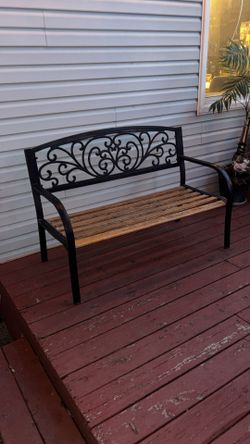 Outdoor Bench - Wood Panels Metal Frame (14.5 inches long)