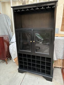 Vendo Mueble De Madera Para Copas Y Botellas