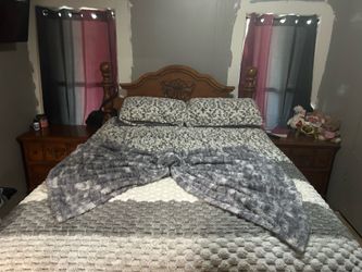 Queen Bedroom set