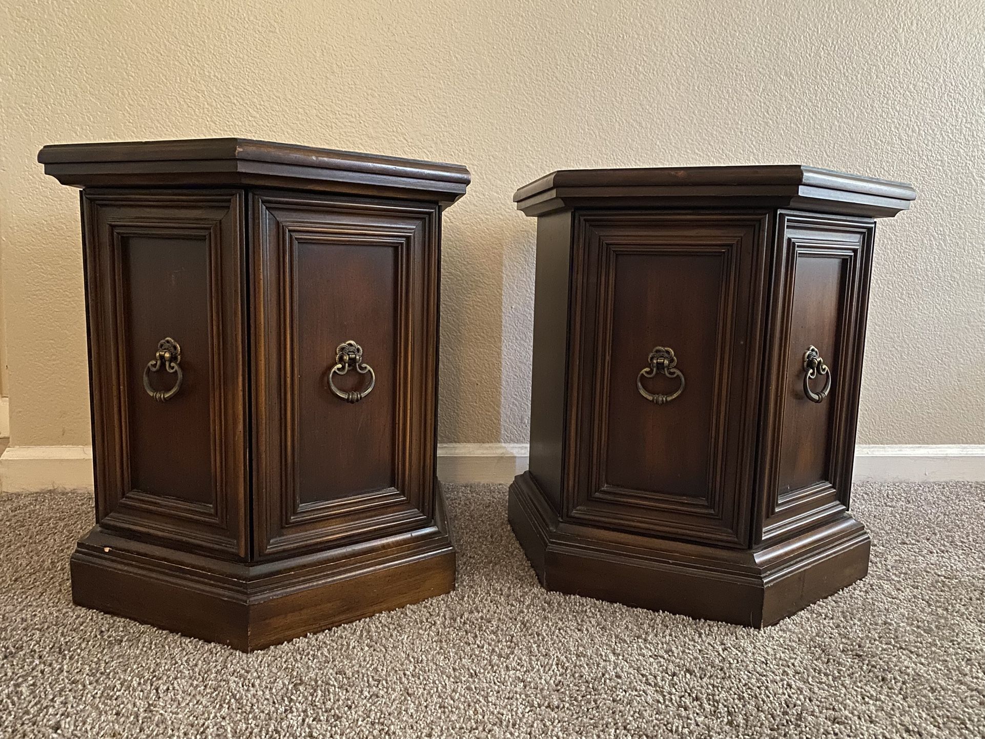 Wooden End Tables/Nightstands Pair