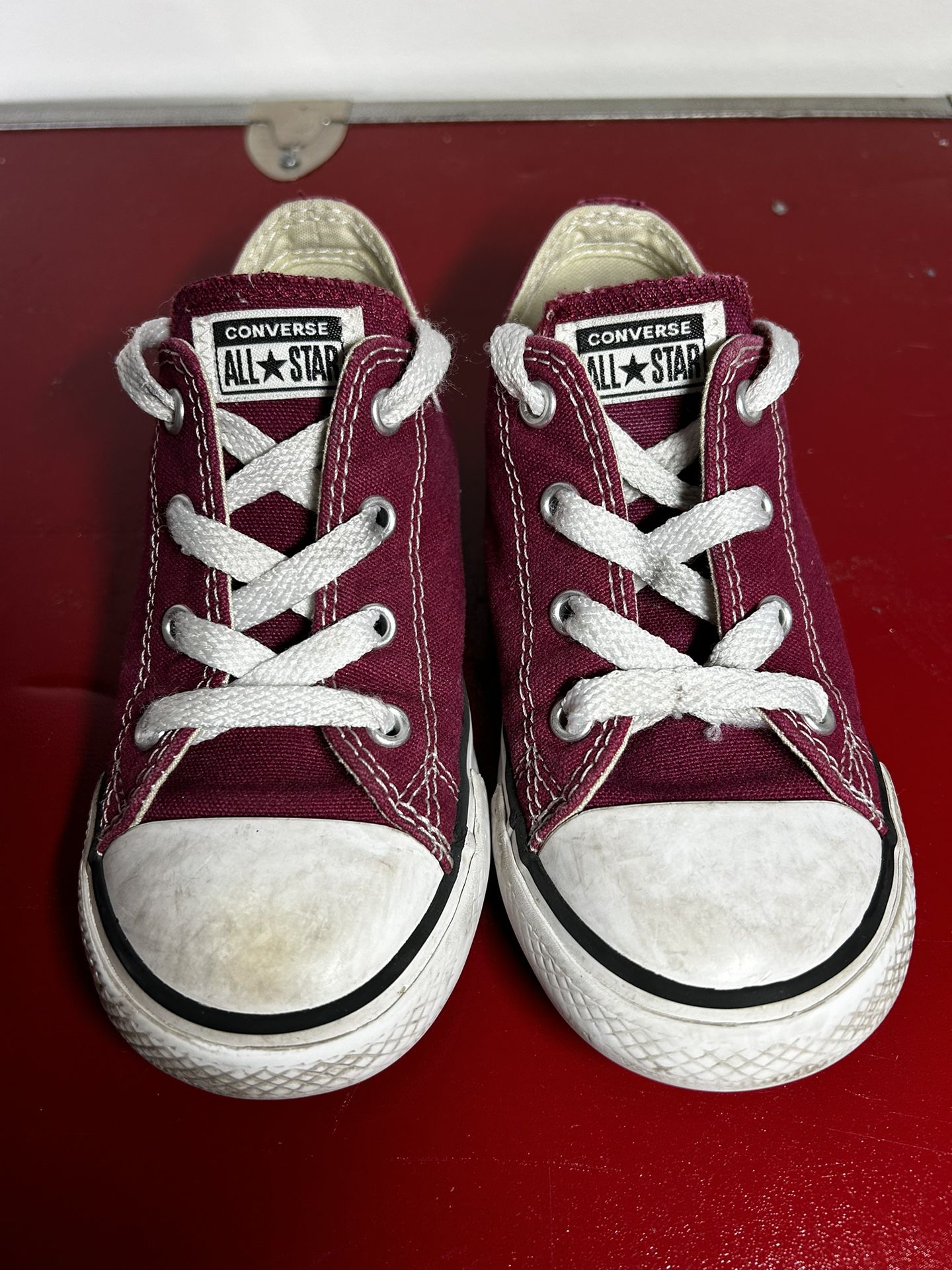 Converse Chuck Taylor All Star Kids Low Top Cherry Daze Sneaker Size 10
