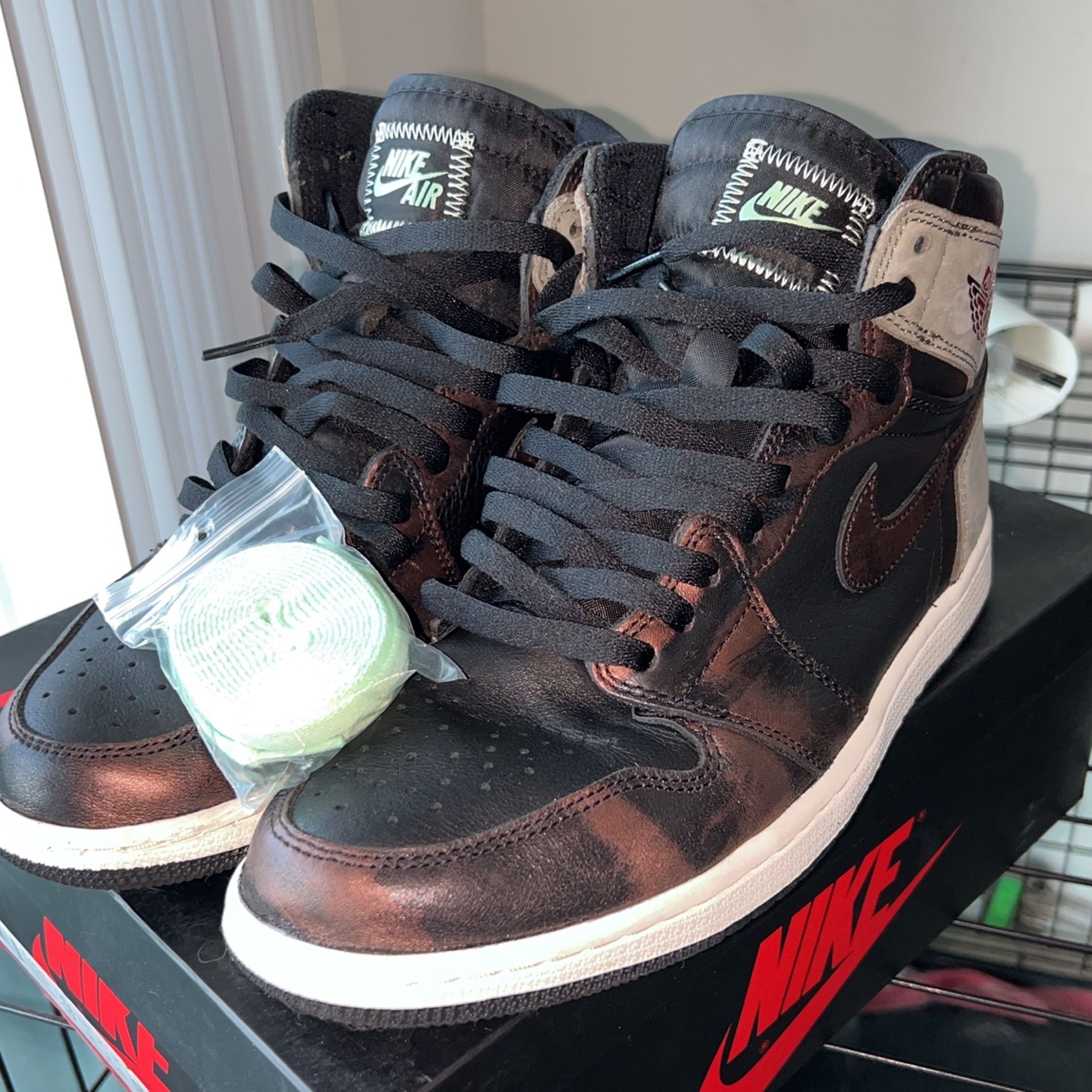 Air Jordan Retro High OG 'Patina'