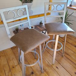 29in Bar Stool Set