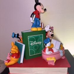 Rare Disney Store Display 26" Library Books Goofy Mickey Mini Donald Duck Pooh