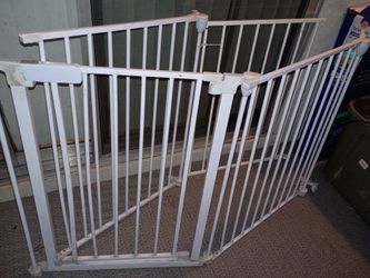 4 Panel Baby Or Puppy Gate/Walls