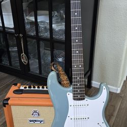 Fender Squier Stratocaster & Orange 12