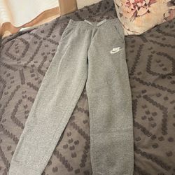 Large gray sweatpants LG youth