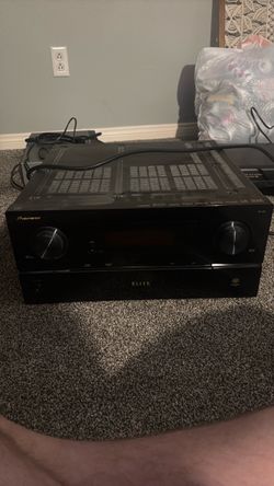 Pioneer elite audio equipment