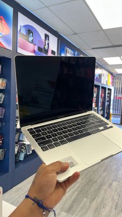 MacBook Pro M1 8ram 512gb 2020 13in