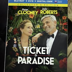 BLU RAY DISC + DVD DISC - Tickets To Paradise