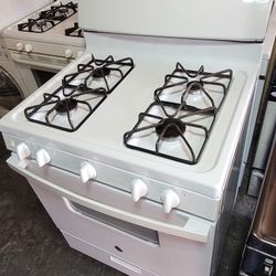 White GE Apartment Size 30" Wide Gas Stove Range Estufa 