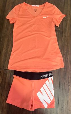 Women's Nike Pro T-shirt & Short Combo Color Coral Orange Size L