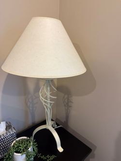 Unique Cream Metal Swirl Table Lamp with Textured Shade