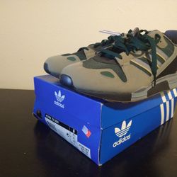 Brand New Adidas With Unique Colors (Size 9)