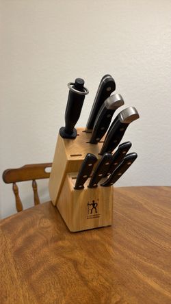 Knife Block and Knives